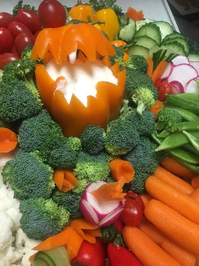 Vegetable tray